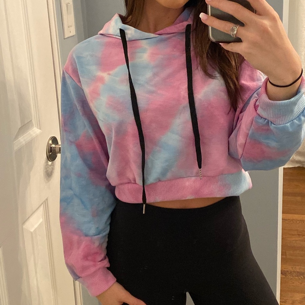 Cropped Tie Dye Hoodie